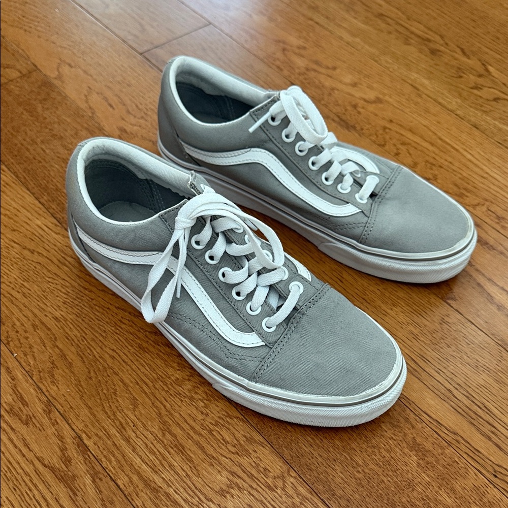 Vans Women's Gray and White Sneakers